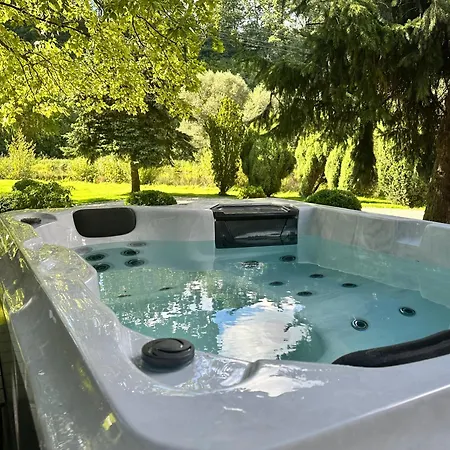 3 * Neustadt an der Waldnaab