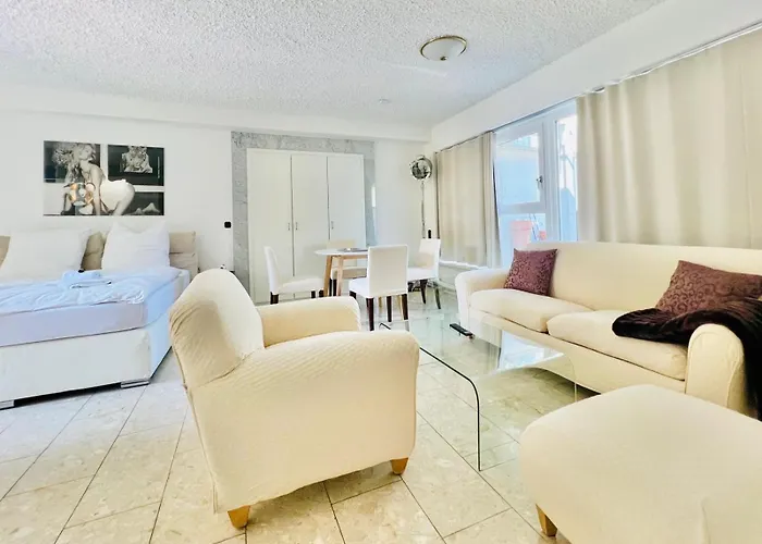 3 Διαμέρισμα *