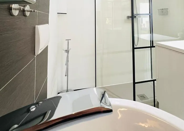 3 Διαμέρισμα *